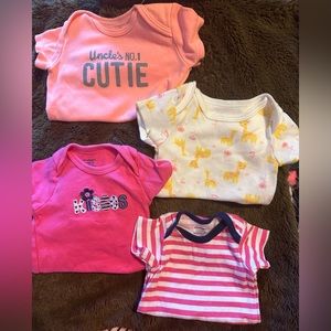 Baby girl clothes bundle 🎀